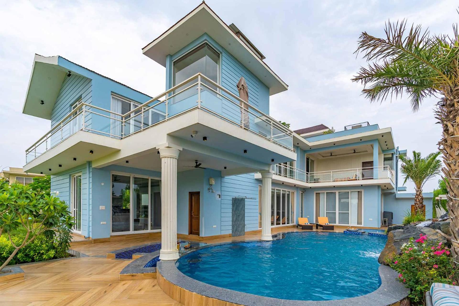 Stayvista At Serenity Farms With Pool, Lawn, Bonfire & Bbq Sohna Exteriör bild